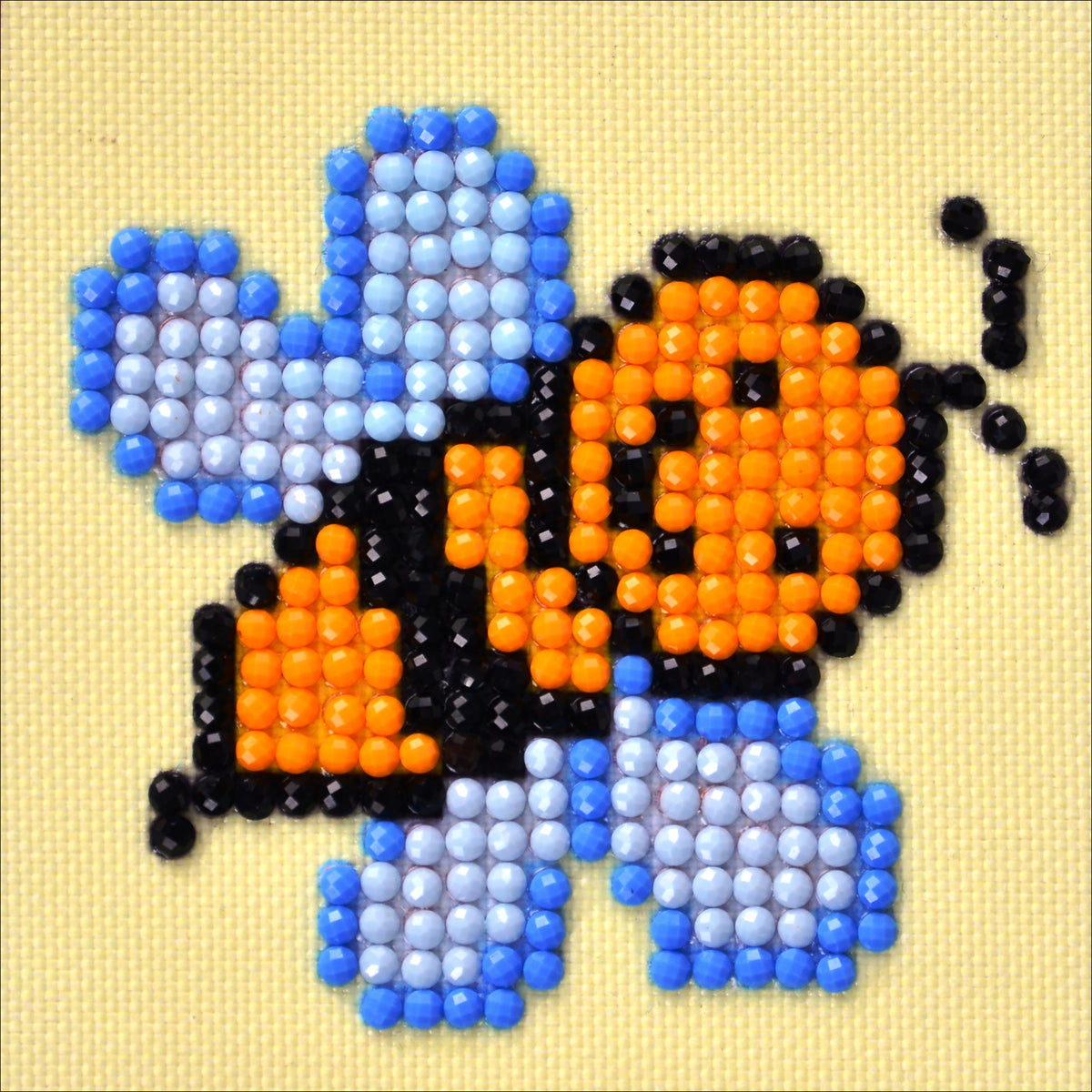 Diamond Dotz Diamond Embroidery Facet Art Kit 3"X3"-Busy Buzzz