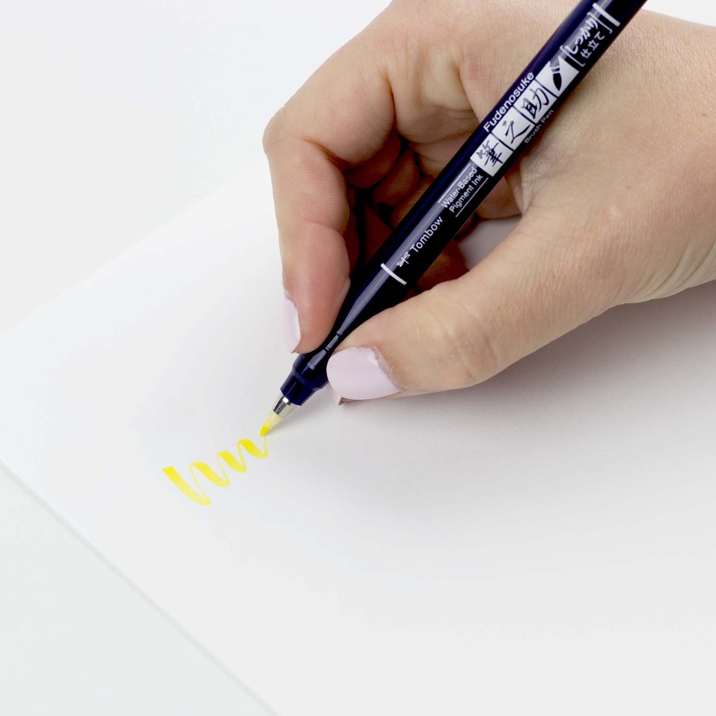 Tombow Fudenosuke Fine Tip Brush Pen -Yellow