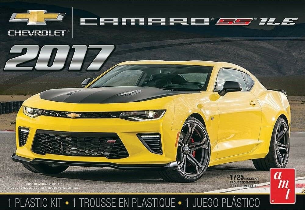 AMT1074M/12 1/25 2017 Chevy Camaro SS 1LE