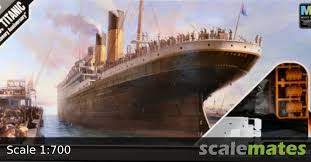 14214 1/700 RMS Titanic