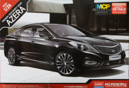 15121 1/24 Hyundai Azera Premium Tech Sporty Sedan