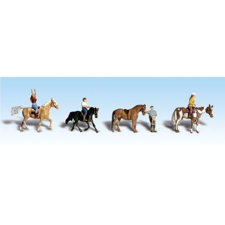 A1889 Horseback Riders HO
