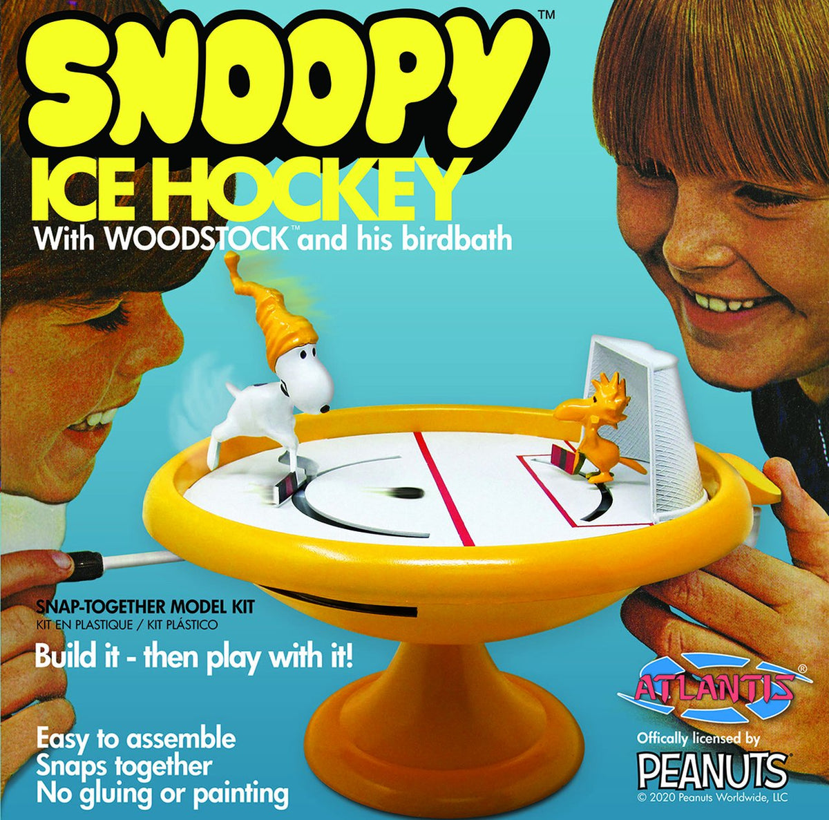 Snoopy Ice Hockey Game with Woodstock Snap Plastic Model