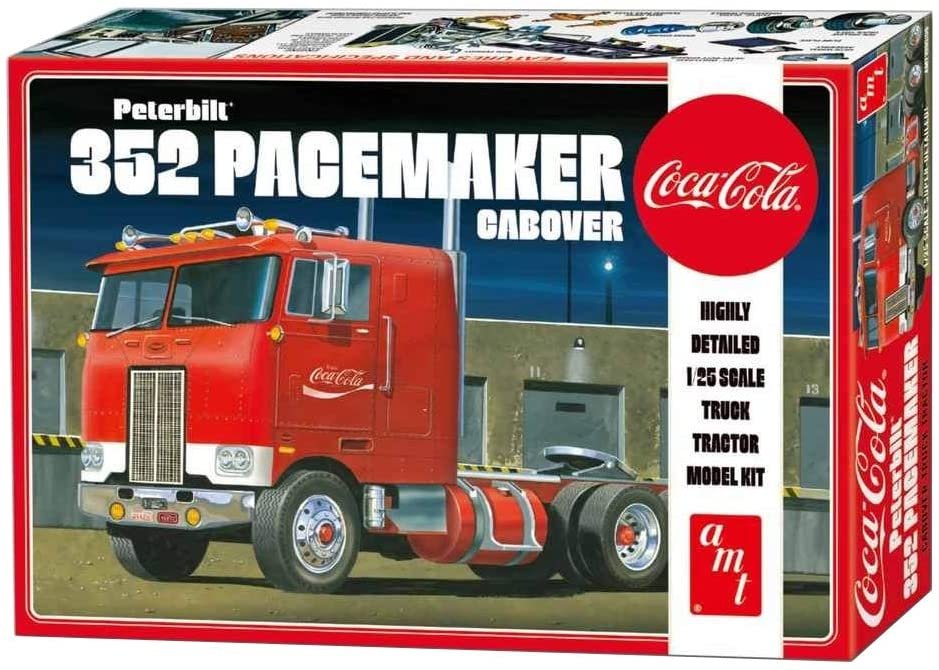 AMT1090/12 1/25 Peterbilt 352 Pacemaker Cabover