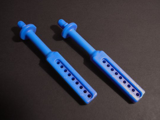 80175 Long Body Mounts Blue T/E-Maxx