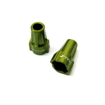 Aluminum Rear Lock-Outs, Green, for Axial SCX10, 1pr
