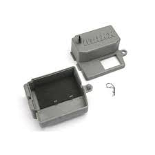 Box receiver (upper and lower halves)/ clip (1)/ foam pad
