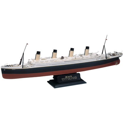1/570 RMS Titanic Ocean Liner