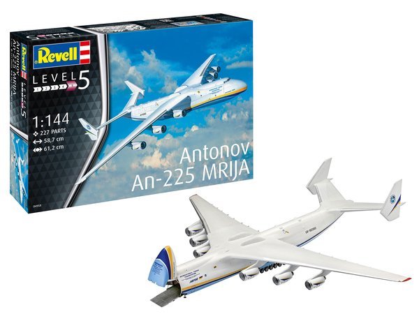 Revell 04958 Antonov AN-225 Mrija