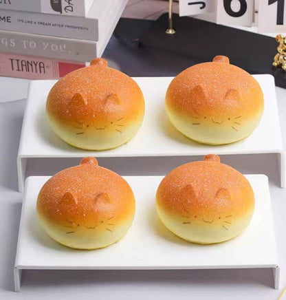 K-Wonderland - Cat Bread Squishy – Soft & Slow-Rebound Stress Toy