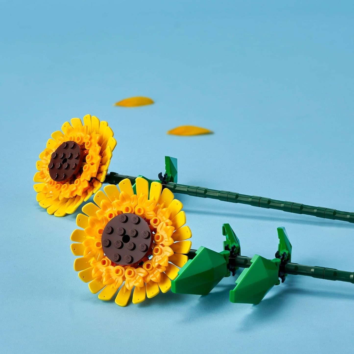 LEGO Sunflowers Building Kit,  Sunflower40524