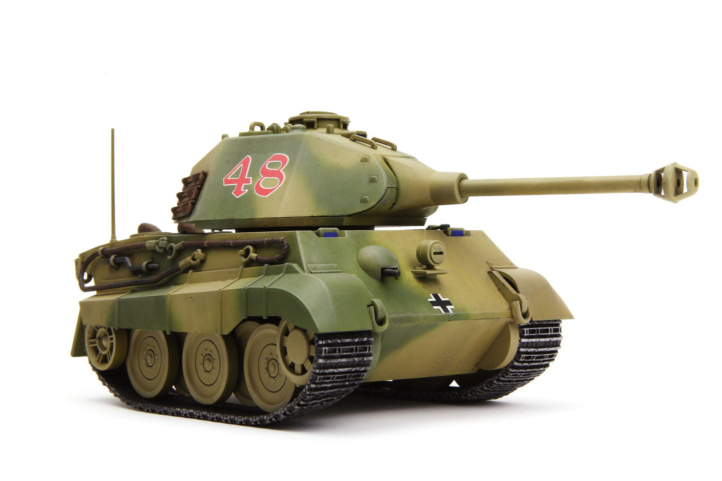 GERMAN HEAVY TANK KING TIGER