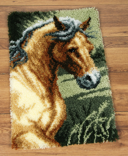 Vervaco Latch Hook Rug Kit 18"X28"-Horse