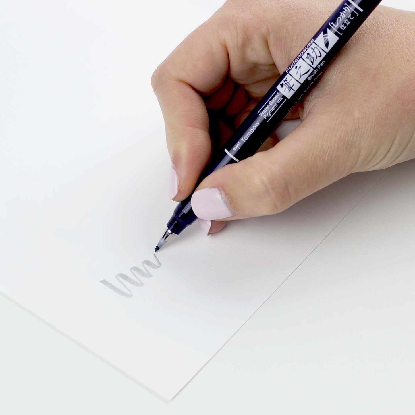 Tombow Fudenosuke Fine Tip Brush Pen -Gray