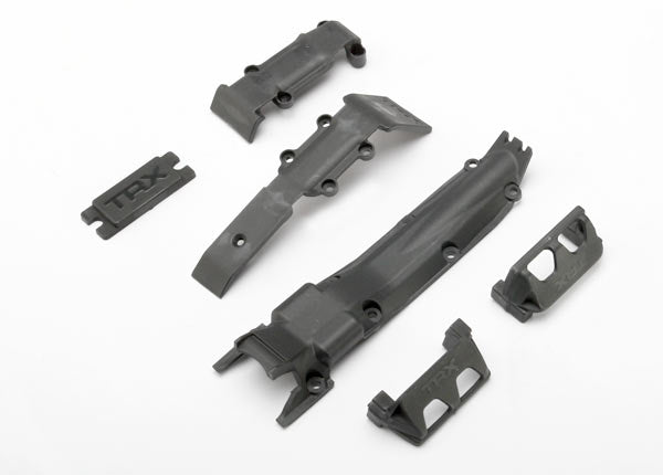 Skidplate set front (1)/ rear (1)/ transmission (1)/ steering servo guards (2) / steering servo cover plate (1)