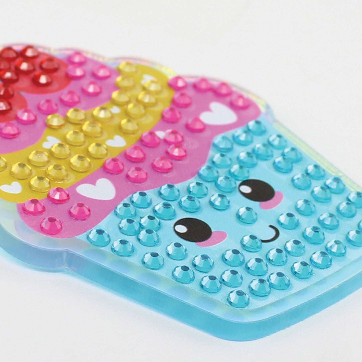 Camelot Dots Diamond Art Kit 2"X2.75"-Cupcake Charm