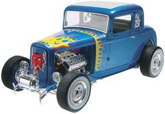 854228 Plastic Model Kit-'32 Ford 5 Window Coupe 2 In 1 1:25