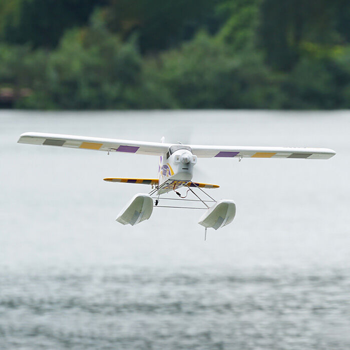 Super EZ V4 RTF 1220mm w/Floats