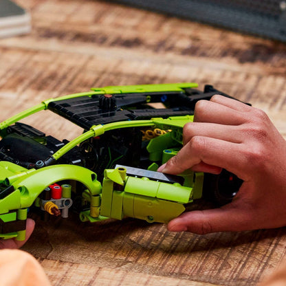 LEGO Technic Lamborghini Huracán Tecnica Advanced Sports Car Building Kit 42161