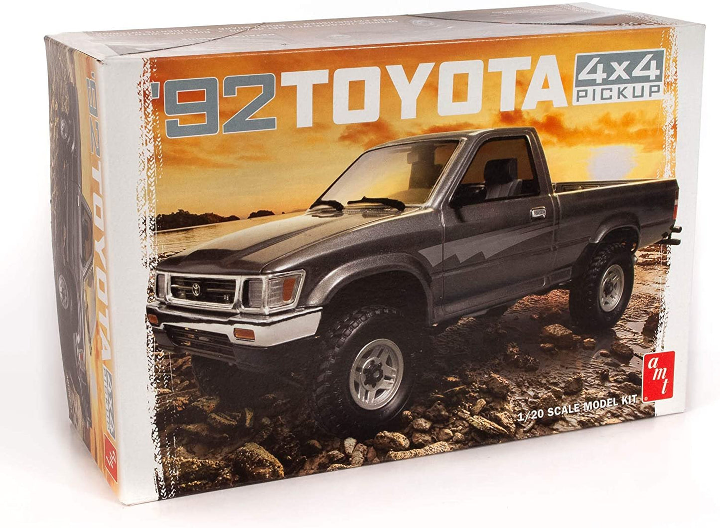 AMT1082/12 1/20 1992 Toyota 4x4 Pick-Up
