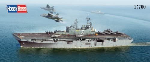 Hobbyboss 1:700 - USS Iwo Jima LHD-7 (HBB83408)