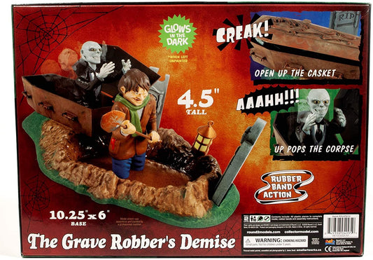 Polar Lights Disney Haunted Mansion: The Grave Robber's Demise/Grave Robbers Reward 1:12 Scale Diorama Model Kit with Moveable Parts