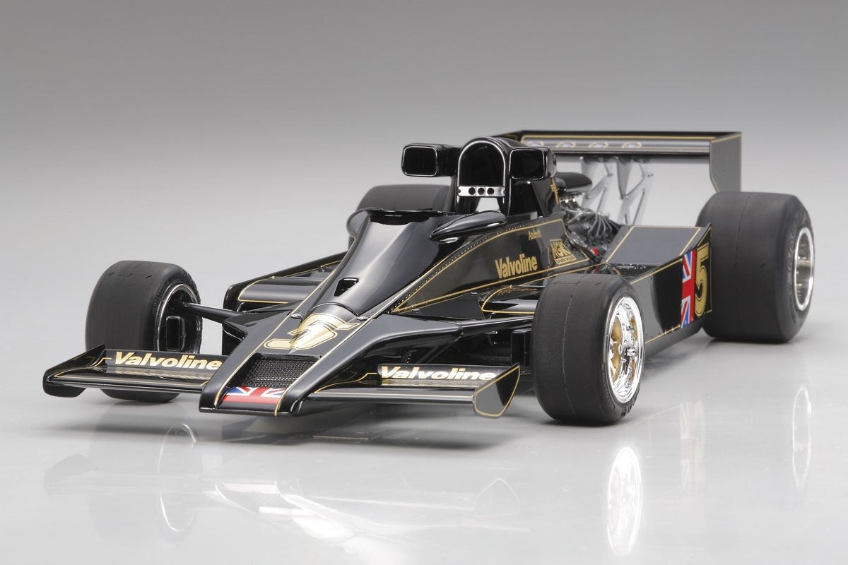 Carbon Stiffeners Rear: TA07