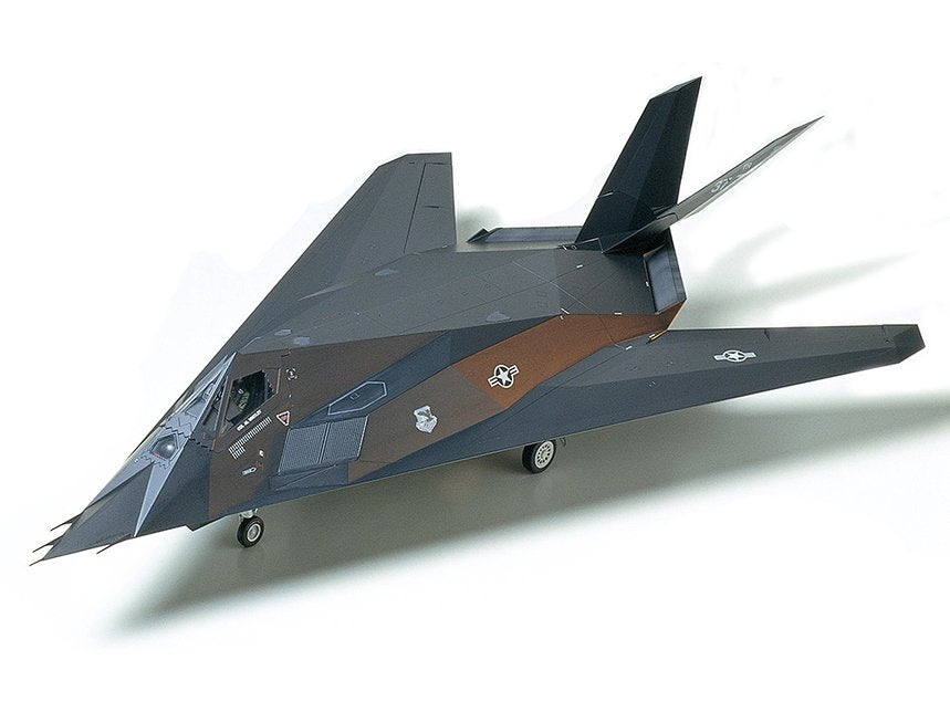 61059 1/48 Lockheed F-117A Nighthawk
